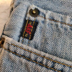 Abercrombie & Fitch - Jeans
